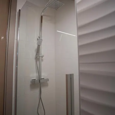 아파트 Nel Centro Di Con Parcheggio Privato - Palazzo Carolina 페스카라